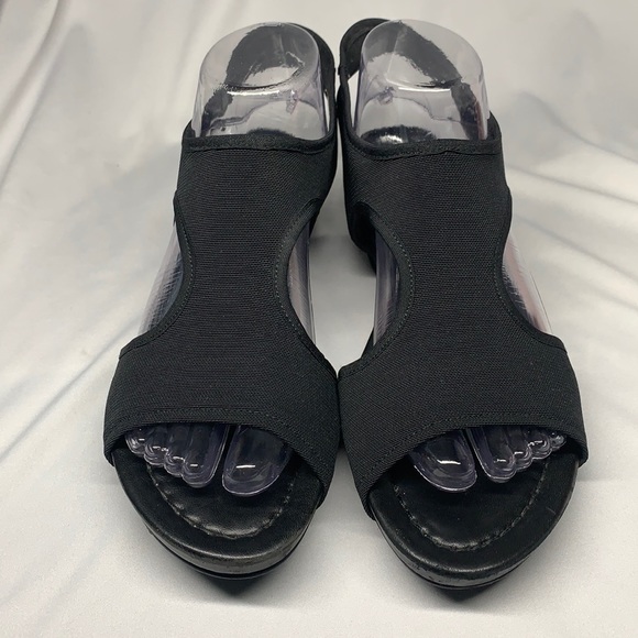 🔥1/2 of Summer Sale!🔥 STUART WEITZMAN Giver Demi Stretch Sandals - Picture 4 of 8